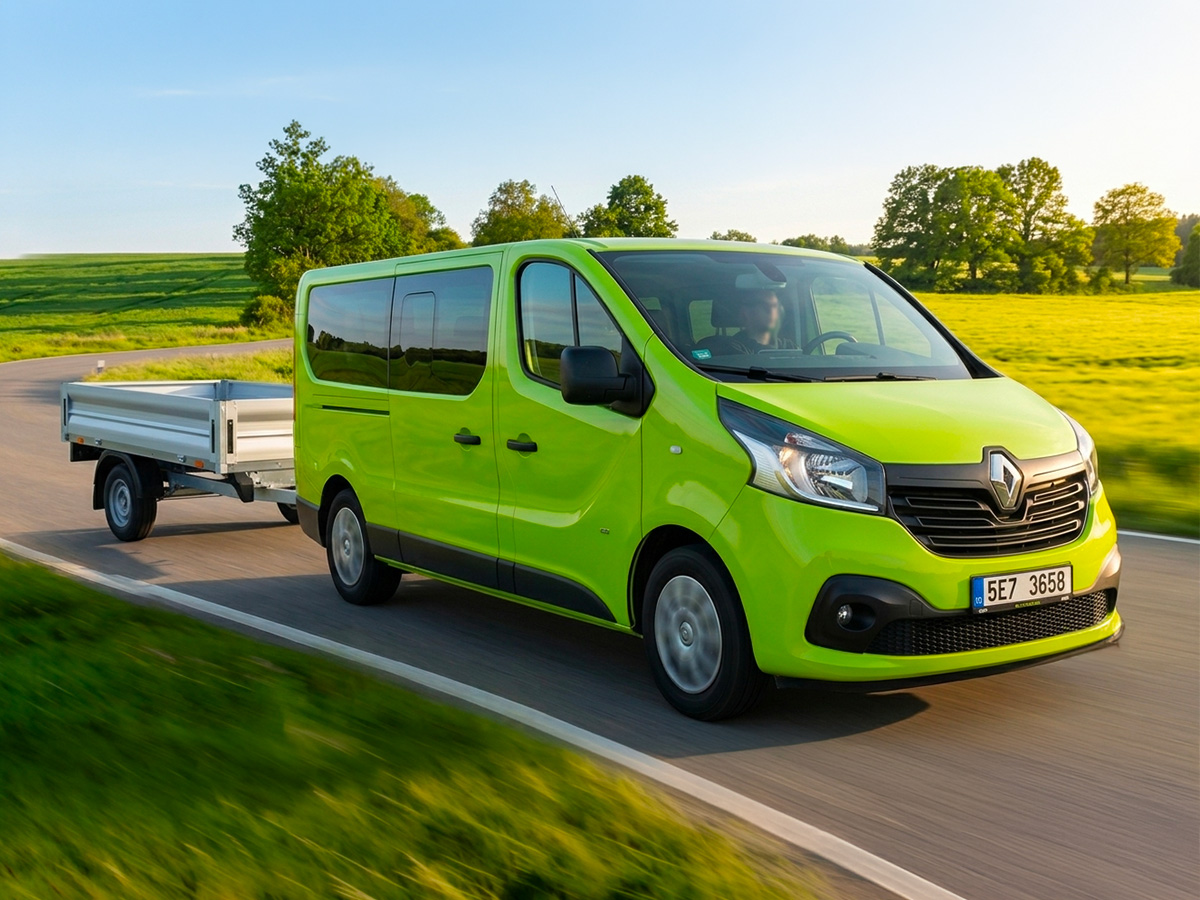 Renault Trafic + jednonápravový vlek – DOVEZUODVEZU.cz